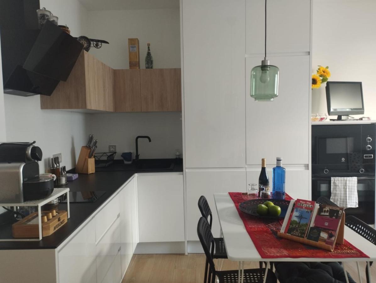 Apartmán Atico Aire De Triana Sevilla Exteriér fotografie